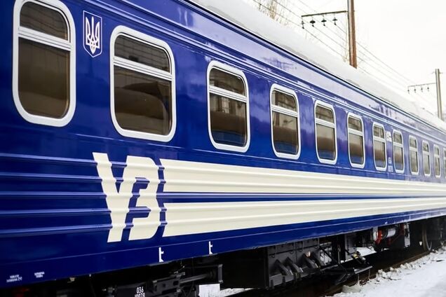 Якщо хочемо зробити “Укрзалізницю” фінансово стабільною, маємо запровадити держзамовлення на пасажирські перевезення, – Балеста